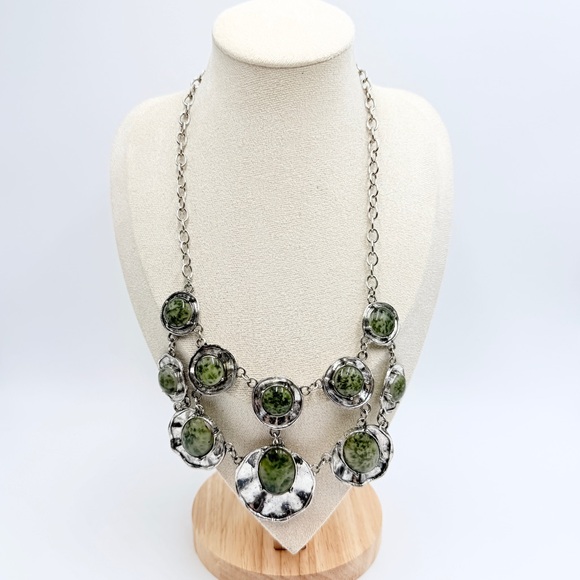 Silver Tone Green Stone Statement Necklace Boho Bib Style - Picture 3 of 8